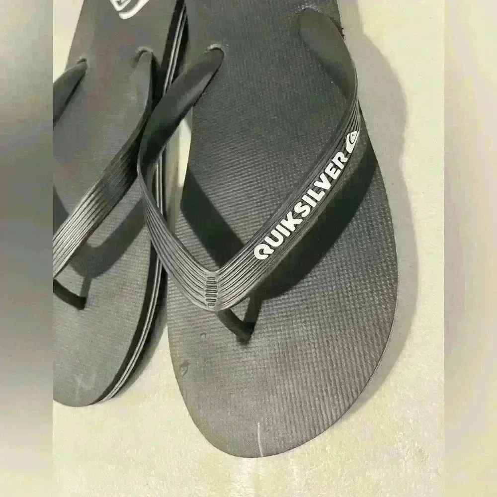 Quicksilver Black Sandals Size 10/11